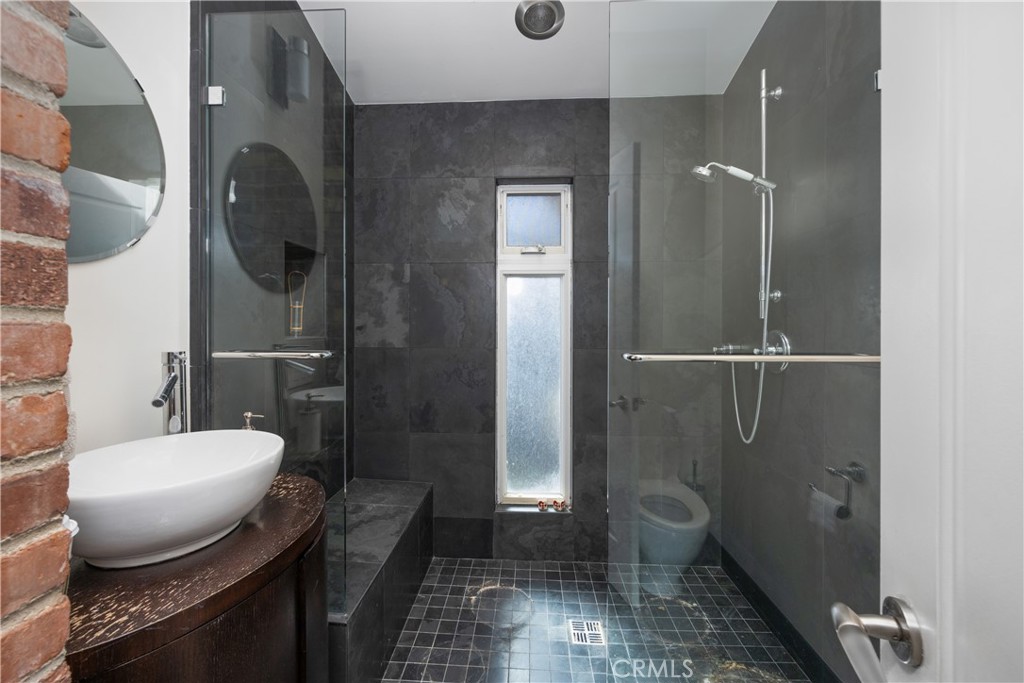 660 Chaparral Road Sierra Madre, CA 91024 - Photo 26 of 73 Interior of Front House