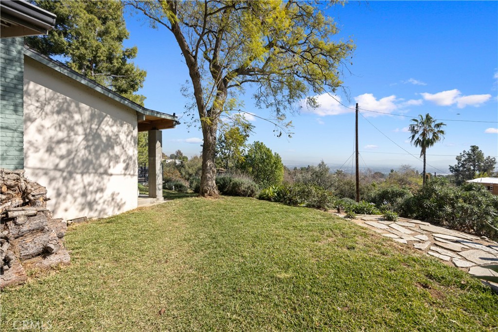 660 Chaparral Road Sierra Madre, CA 91024 - Photo 46 of 73 Outside area of Front House