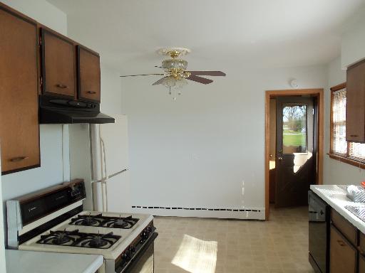 100 West Dupont Road Morris, IL 60450 - Photo 10 of 16
