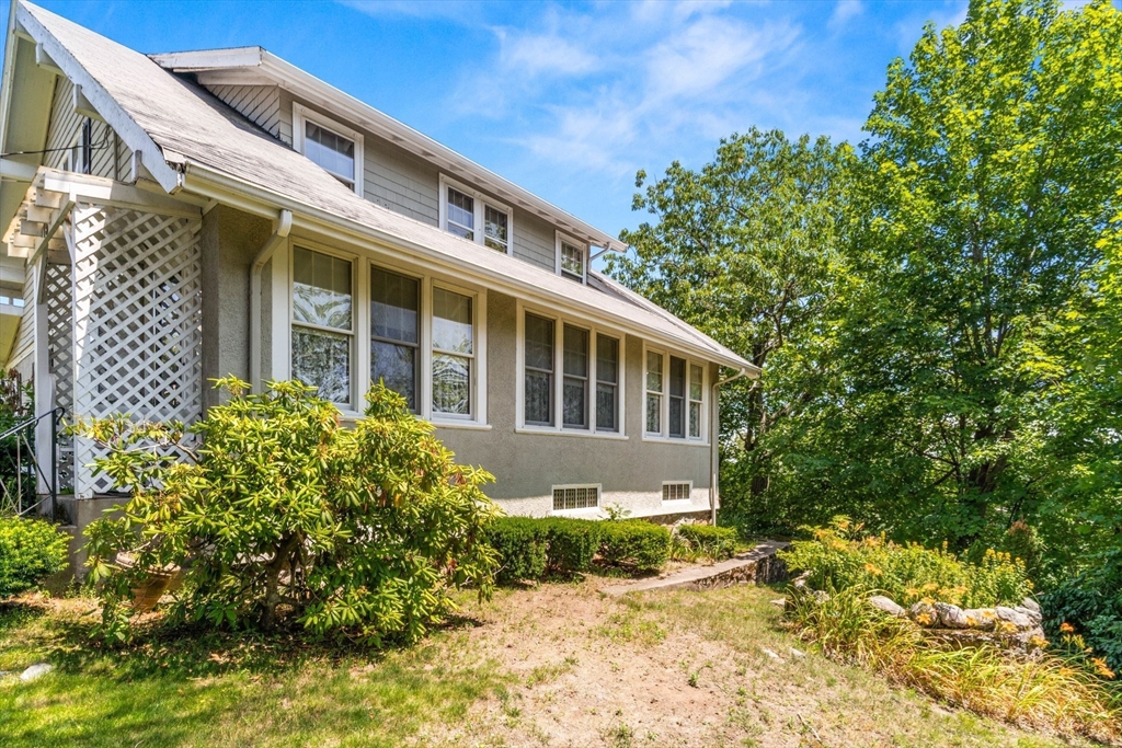 15 Upland Road Melrose, MA 02176 - Photo 23 of 27 Gallery Image 23