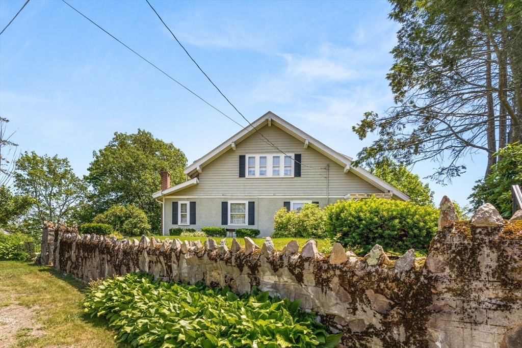 15 Upland Road Melrose, MA 02176 - Photo 5 of 27 Gallery Image 5