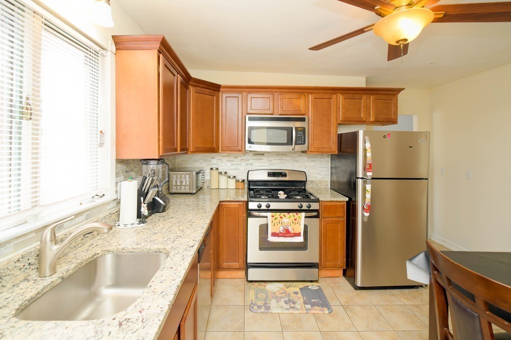 176 Ruskindale Road, Unit 1 Boston, MA 02136 - Photo 14 of 26 Gallery Image 14