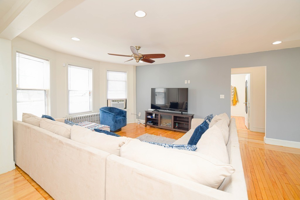 176 Ruskindale Road, Unit 1 Boston, MA 02136 - Photo 10 of 26 Gallery Image 10