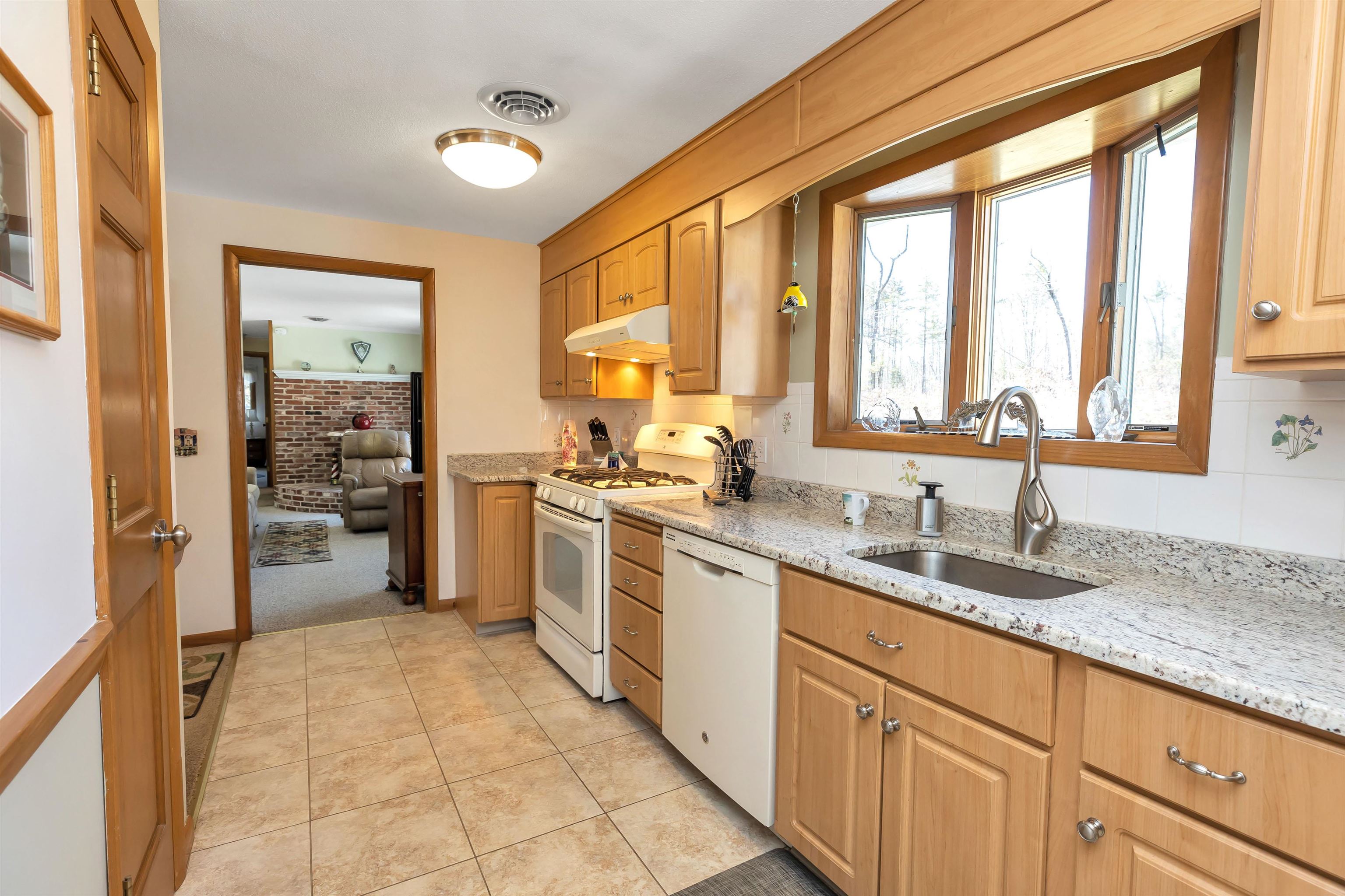 45 Whitten Road Milford, NH 03055 - Photo 16 of 40