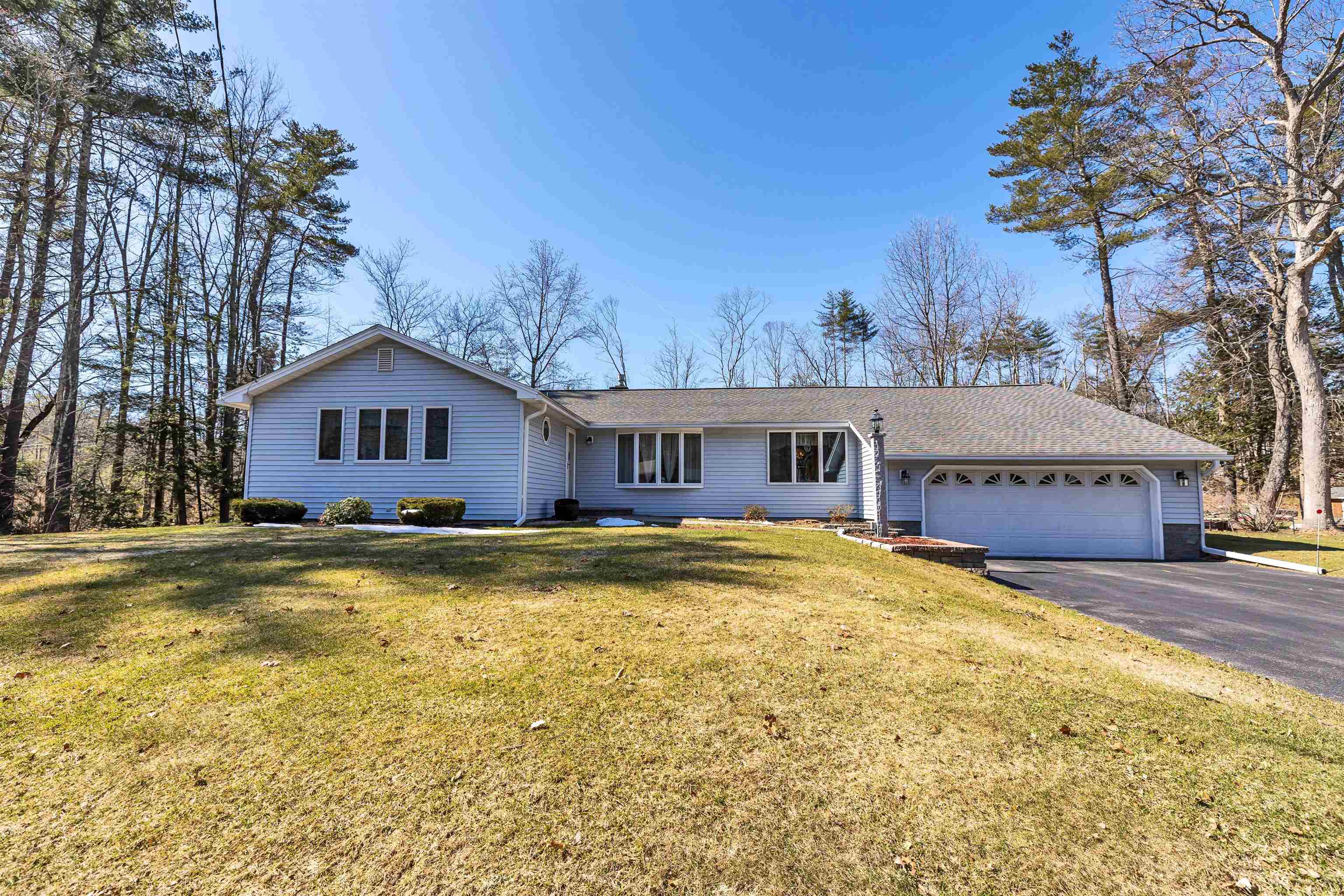 45 Whitten Road Milford, NH 03055 - Photo 2 of 40