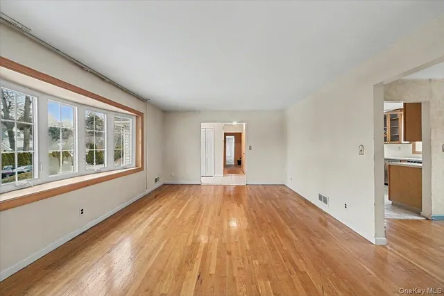 $749,000 | 39 Claire Avenue, New Rochelle, NY 10804