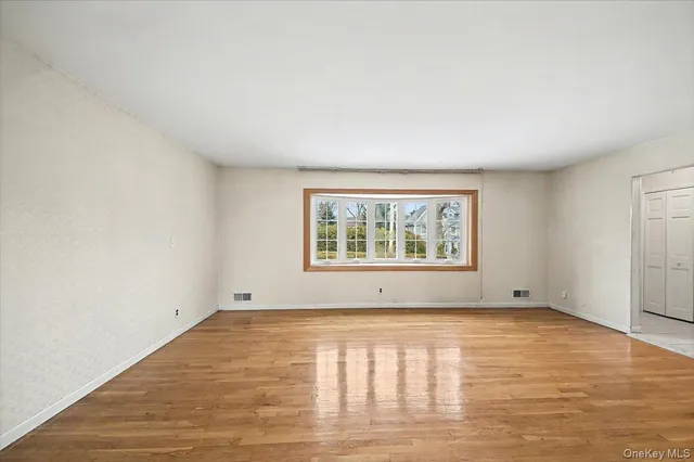 $749,000 | 39 Claire Avenue, New Rochelle, NY 10804