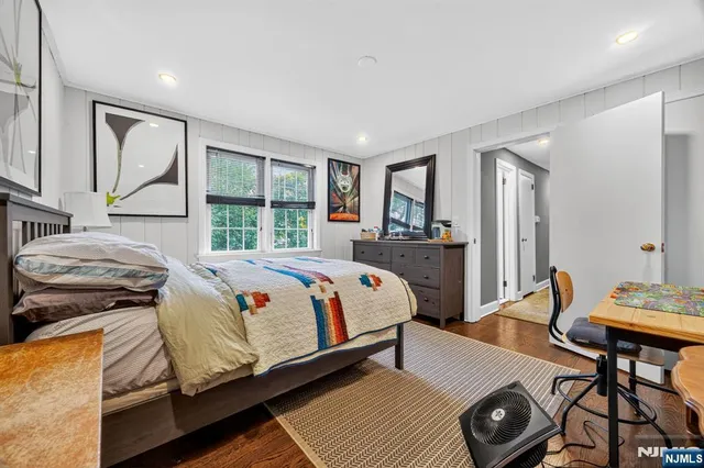 $799,000 | 90 Suncrest Avenue, North Haledon, NJ 07508