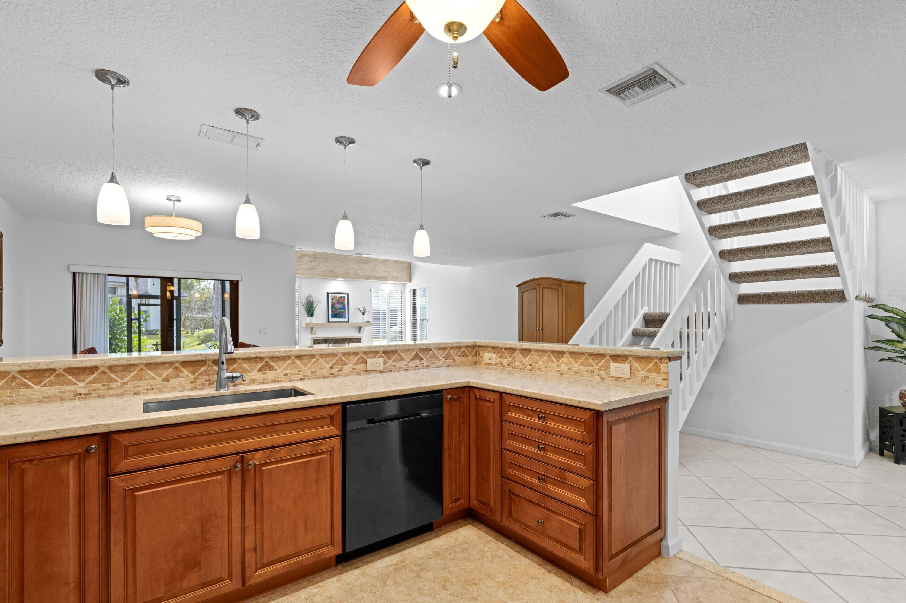 6079 Glendale Drive Boca Raton, FL 33433 - Photo 11 of 49 Kitchen