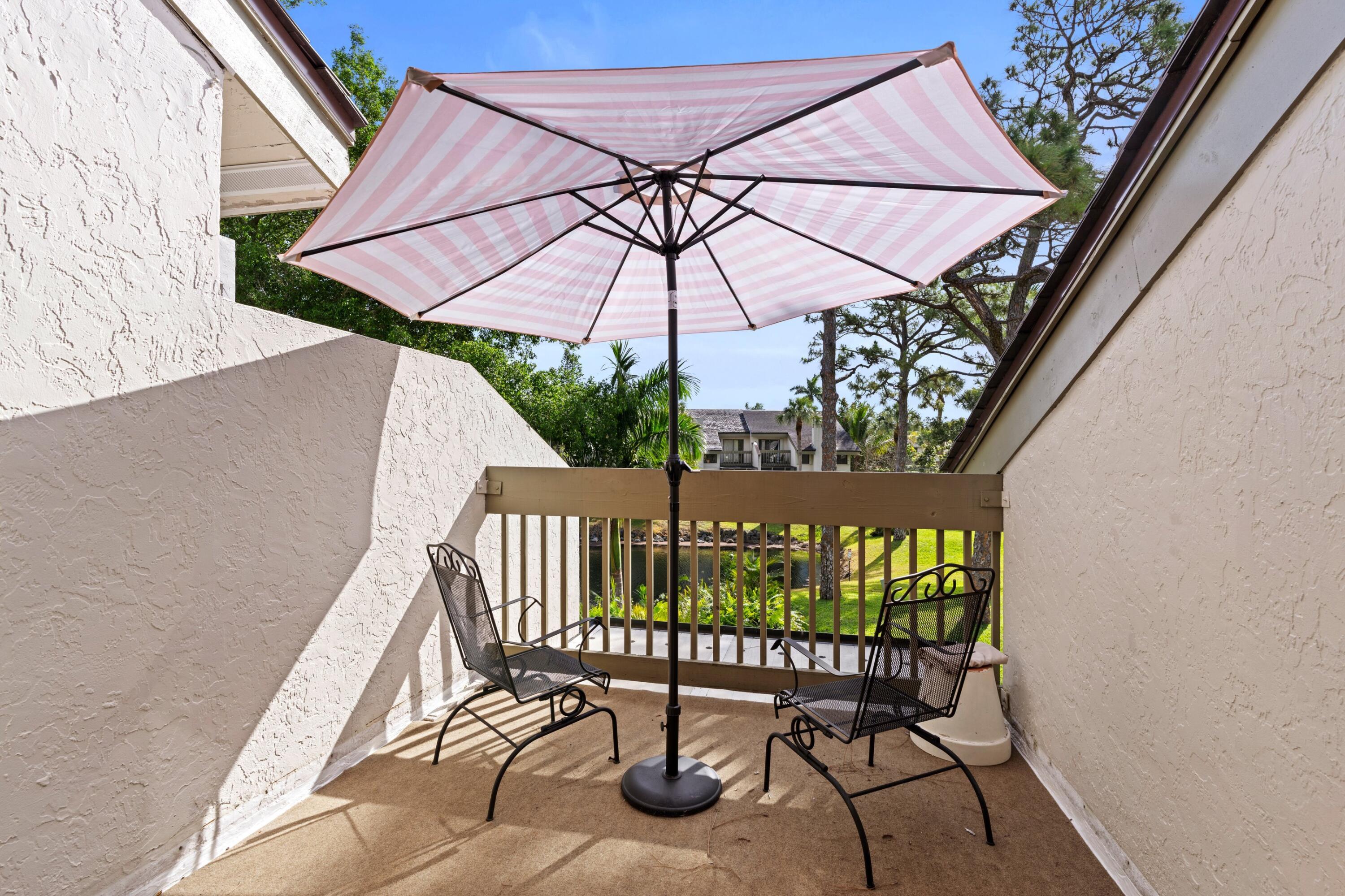 6079 Glendale Drive Boca Raton, FL 33433 - Photo 17 of 49 Balcony