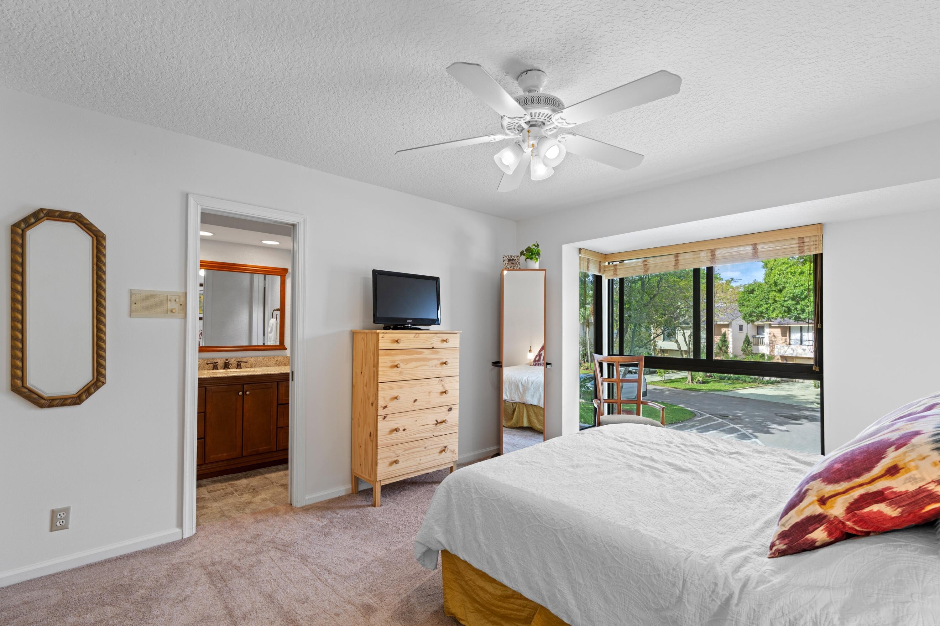 6079 Glendale Drive Boca Raton, FL 33433 - Photo 21 of 49 Bedroom #3