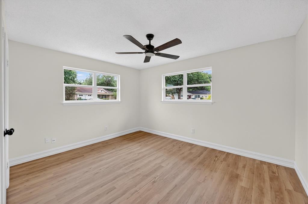 158 Cotillion Road Fort Worth, TX 76134 - Photo 13 of 21