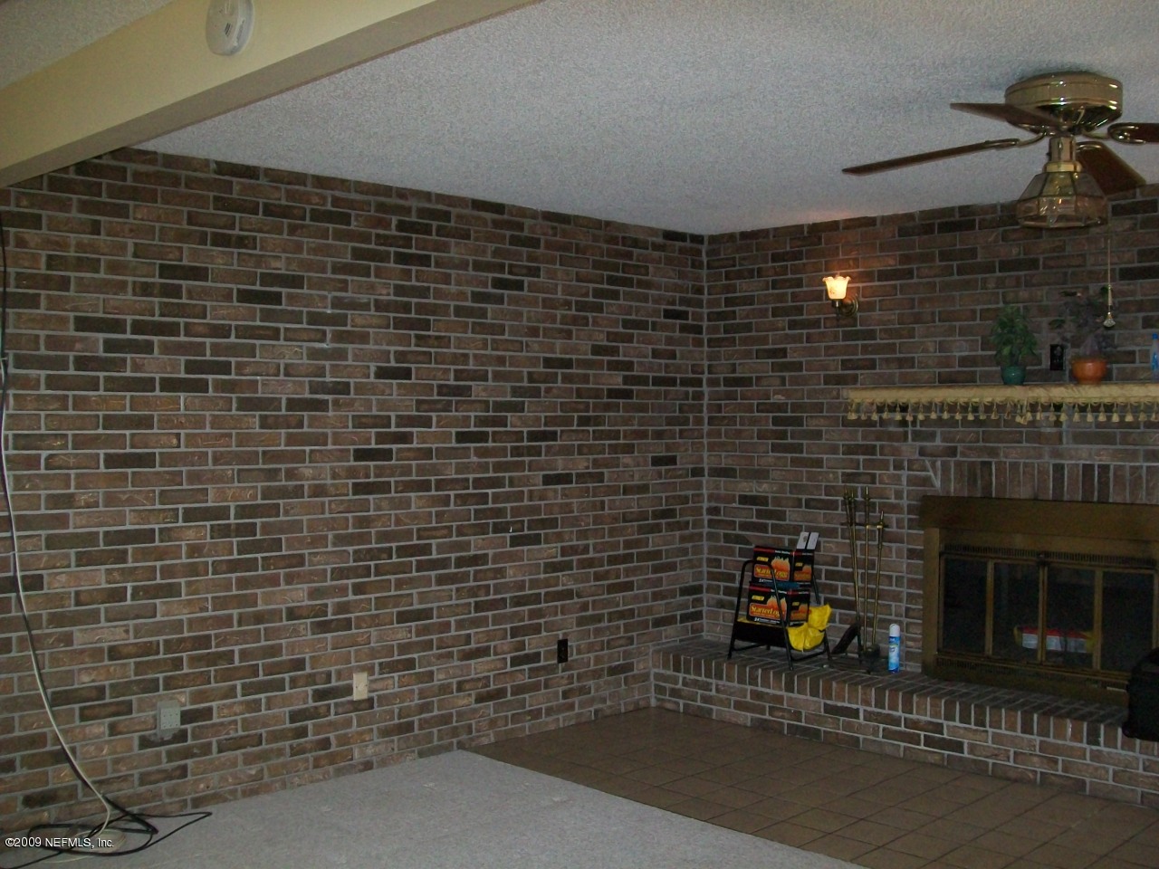 11525 Chapparell Road Jacksonville, FL 32218 - Photo 9 of 9 Fireplace wall