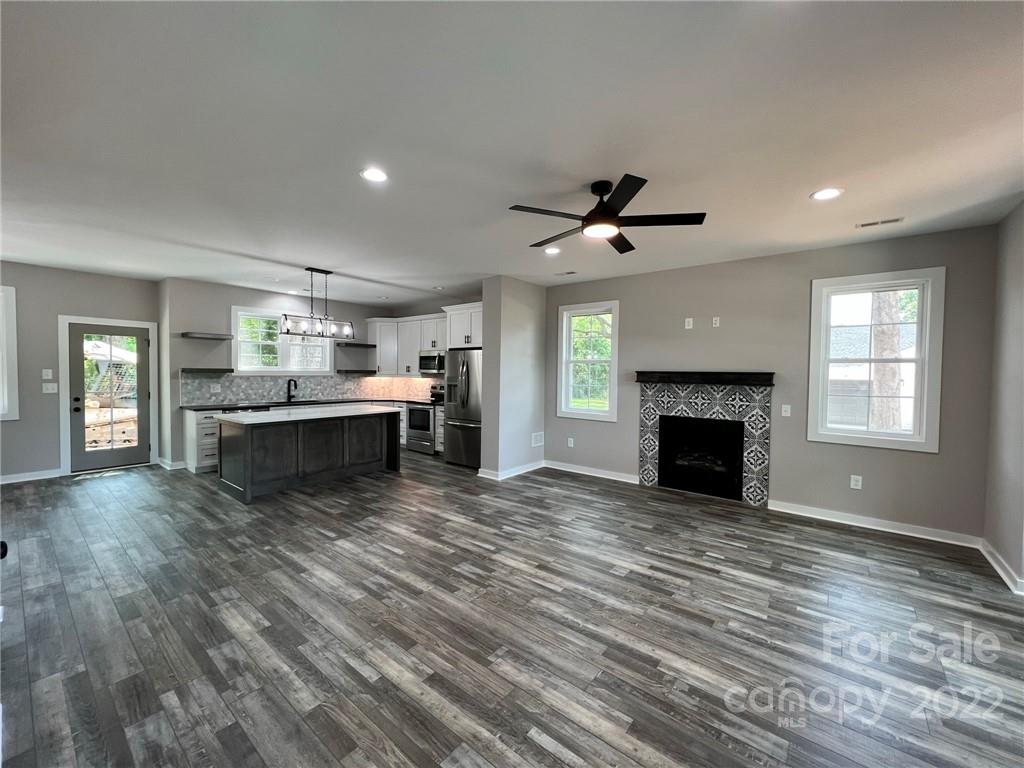 6222 King Wilkinson Road Denver, NC 28037 - Photo 2 of 23 Gallery Image 2