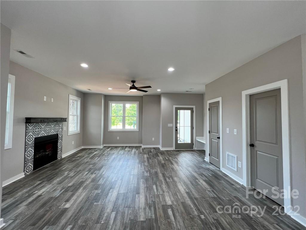 6222 King Wilkinson Road Denver, NC 28037 - Photo 6 of 23 Gallery Image 6