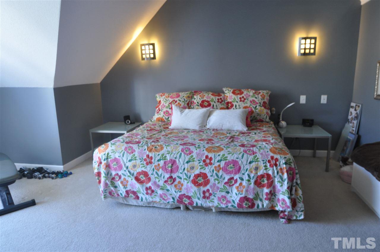 8405 Summersprings Lane Raleigh, NC 27615 - Photo 11 of 20 Gallery Image 11