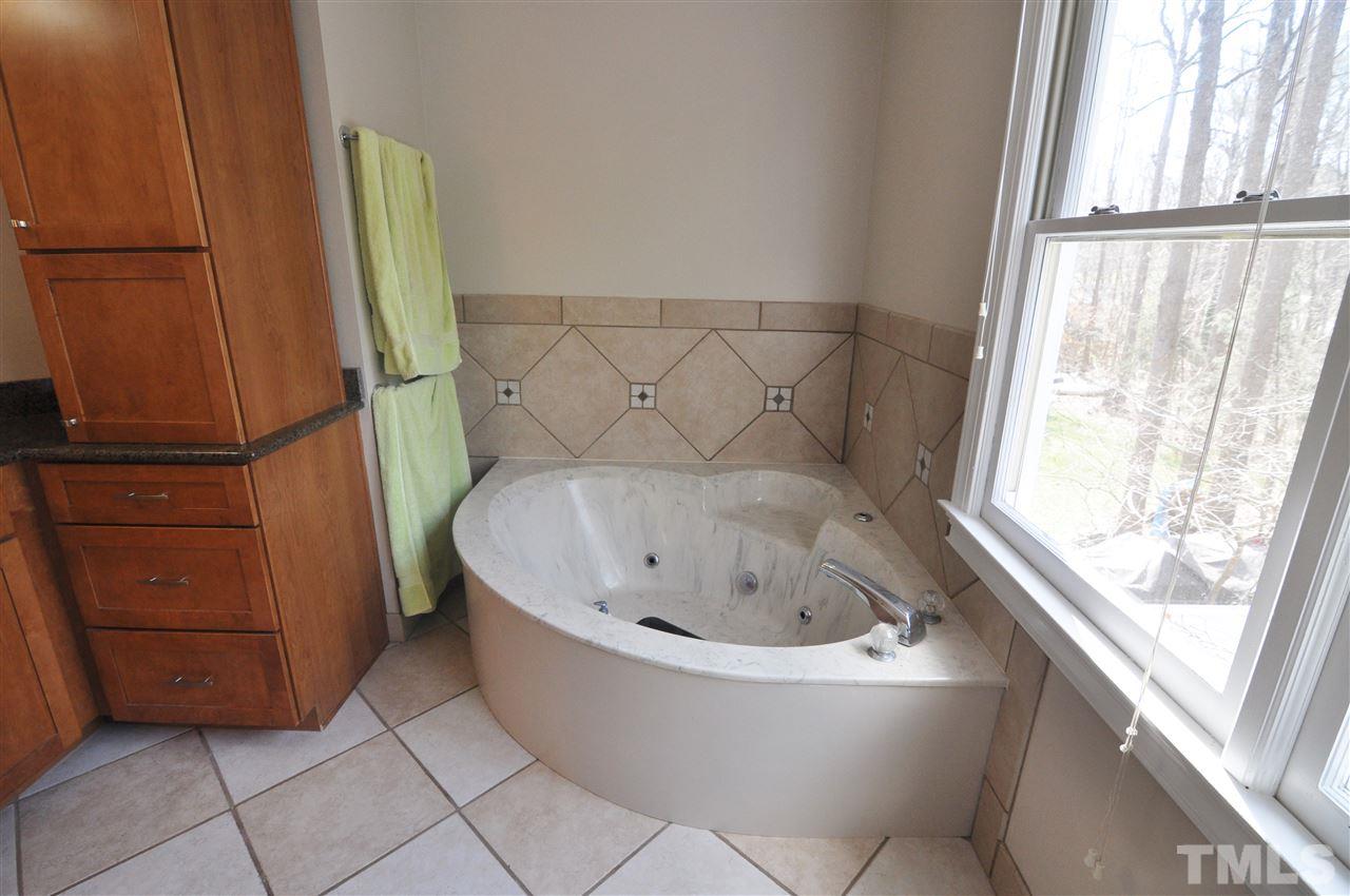 8405 Summersprings Lane Raleigh, NC 27615 - Photo 14 of 20 Gallery Image 14