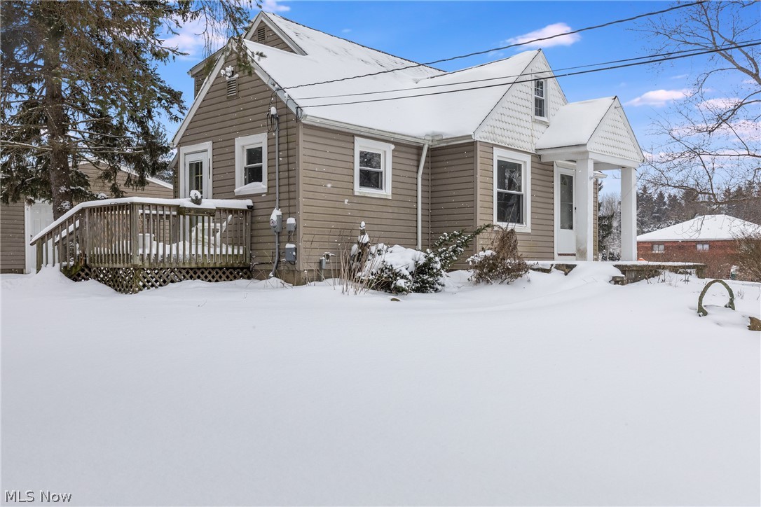 11031 Mayfield Road Chardon, OH 44024 - Photo 2 of 26