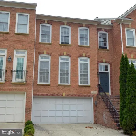 $925,000 | 10515 Sunny Brooke Lane, Potomac, MD 20854
