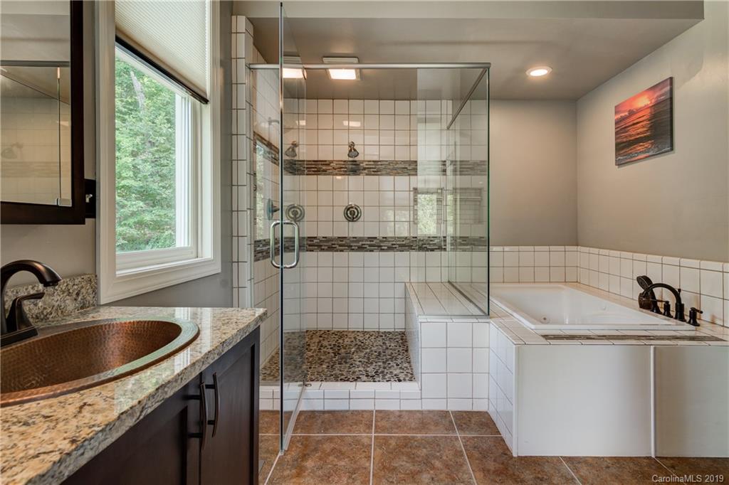 196 Red Oak Road, Unit 7 Marshall, NC 28753 - Photo 22 of 42 Gallery Image 22