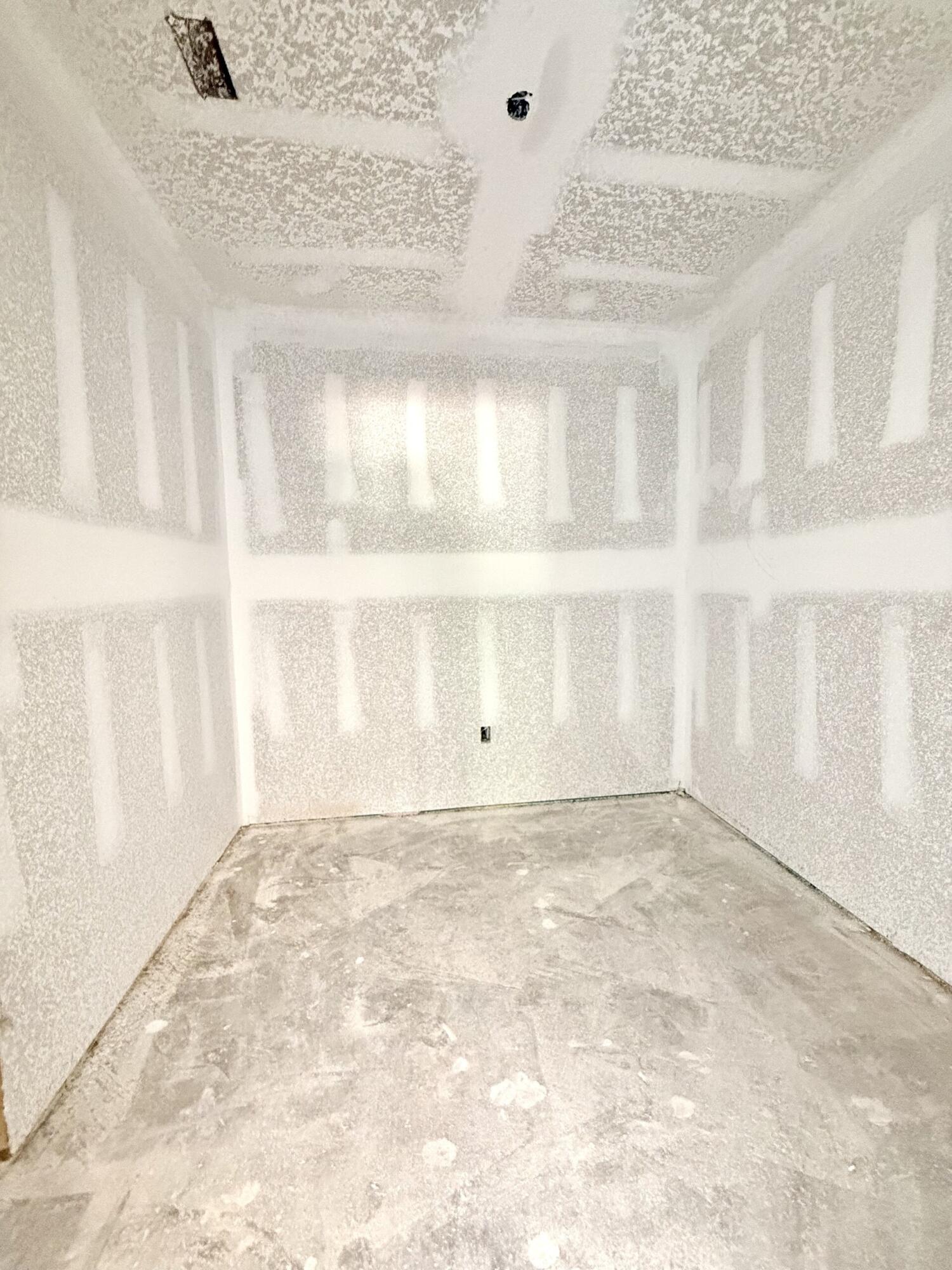 6703 Rocky Shores Road Milton, FL 32583 - Photo 42 of 70 MBA closet