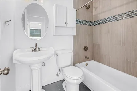 $295,000 | 5152 5th Avenue North, St. Petersburg, FL 33710