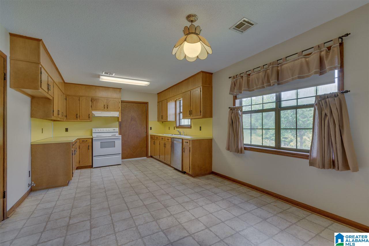756 County Road 372 Clanton, AL 35045 - Photo 20 of 41