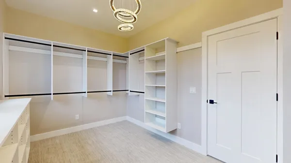 $769,999 | 80 Sawmill Creek Trail, Saginaw, MI 48603