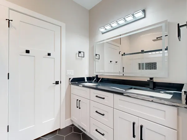 $769,999 | 80 Sawmill Creek Trail, Saginaw, MI 48603