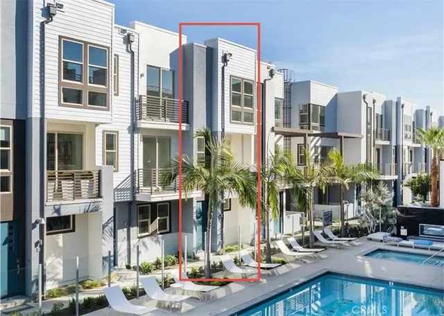 $880,000 | 206 Placemark, Irvine, CA 92614