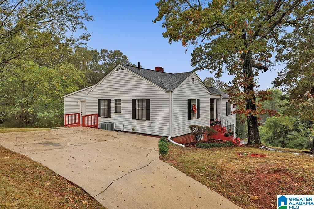 1121 9th Avenue Midfield, AL 35228 - Photo 9 of 28