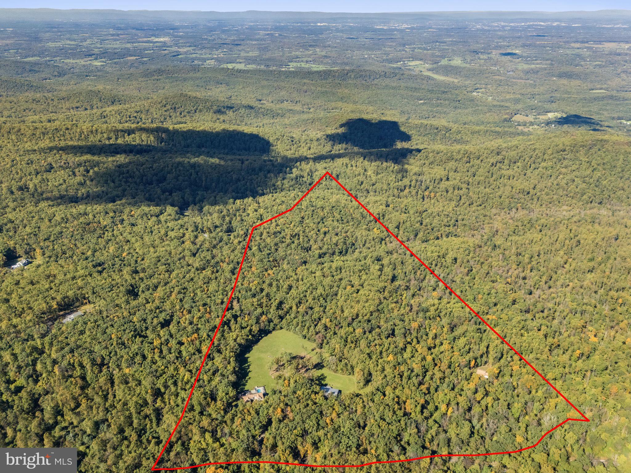 20615 Blue Ridge Mountain Road Paris, VA 20130 - Photo 3 of 80 a view of an ocean and a mountain view