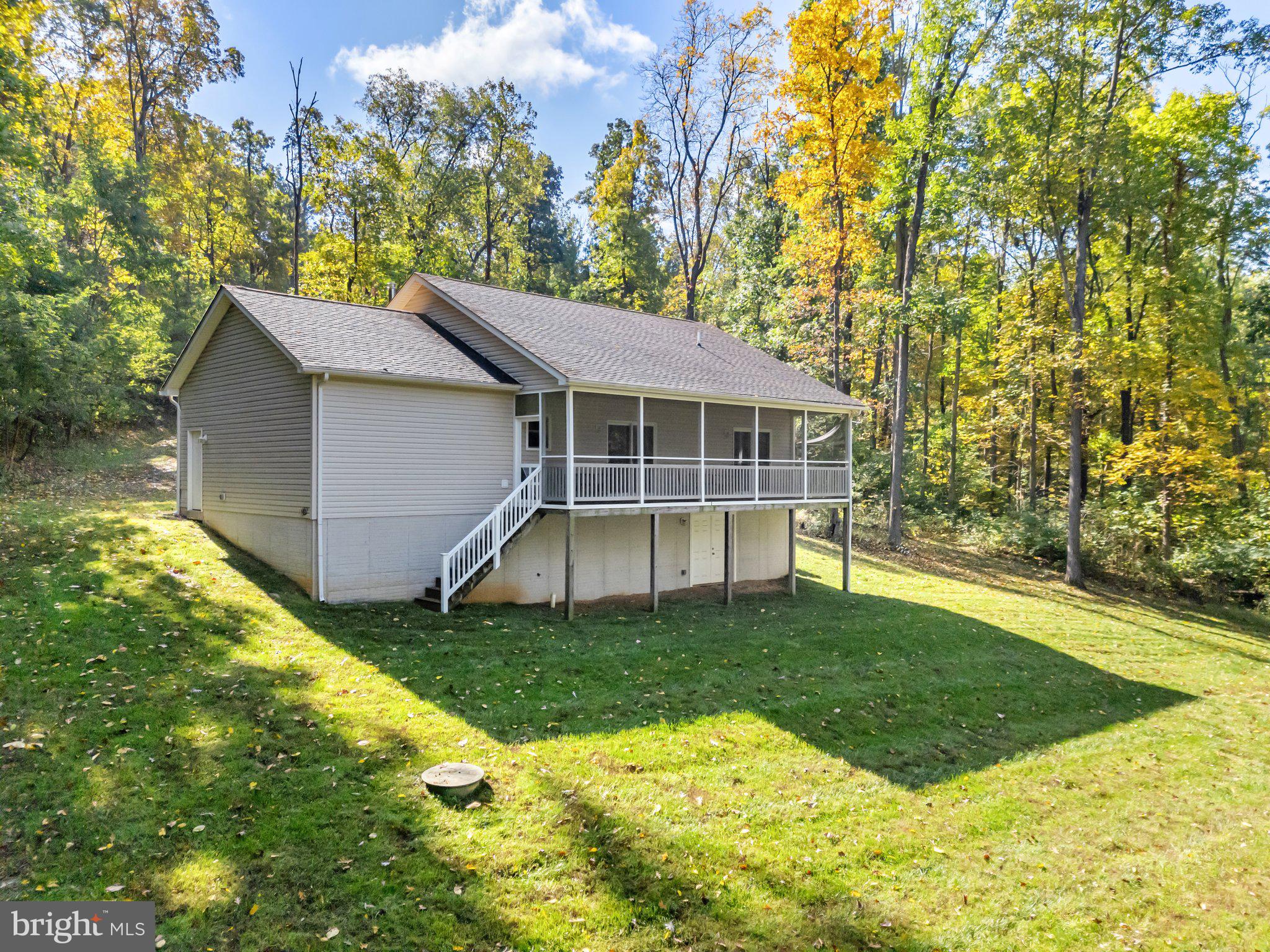20615 Blue Ridge Mountain Road Paris, VA 20130 - Photo 63 of 80 View of the screened in back deck on guest house