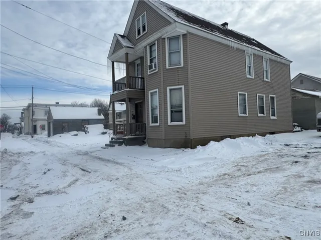 $169,900 | 748 Jay Street, Utica, NY 13501
