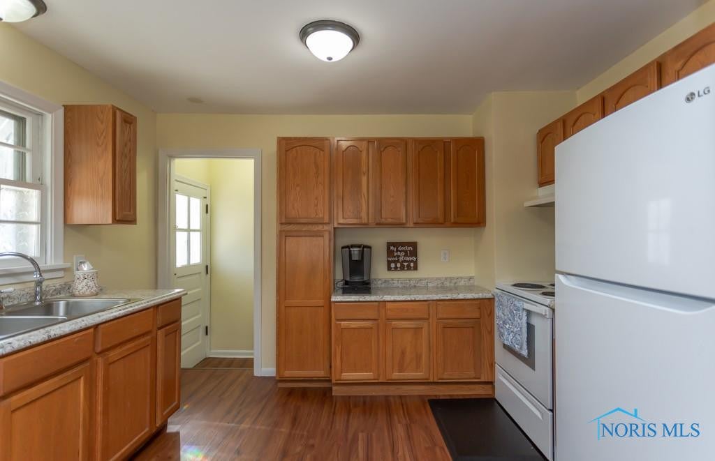 3170 South Byrne Road Toledo, OH 43614 - Photo 14 of 33 Gallery Image 14