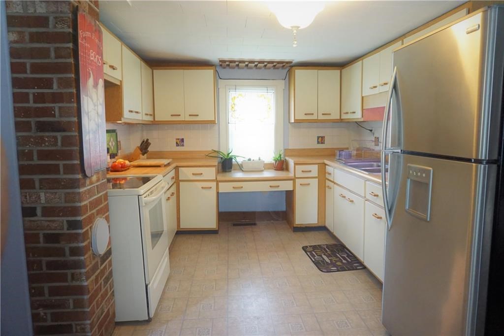 3 Old Cutts Road Kittery, ME 03904 - Photo 7 of 20 Gallery Image 7