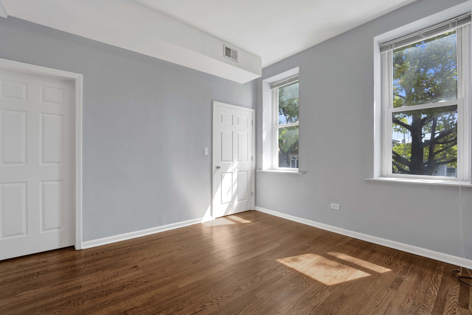 3340 South Carpenter Street, Unit 2F Chicago, IL 60608 - Photo 3 of 15