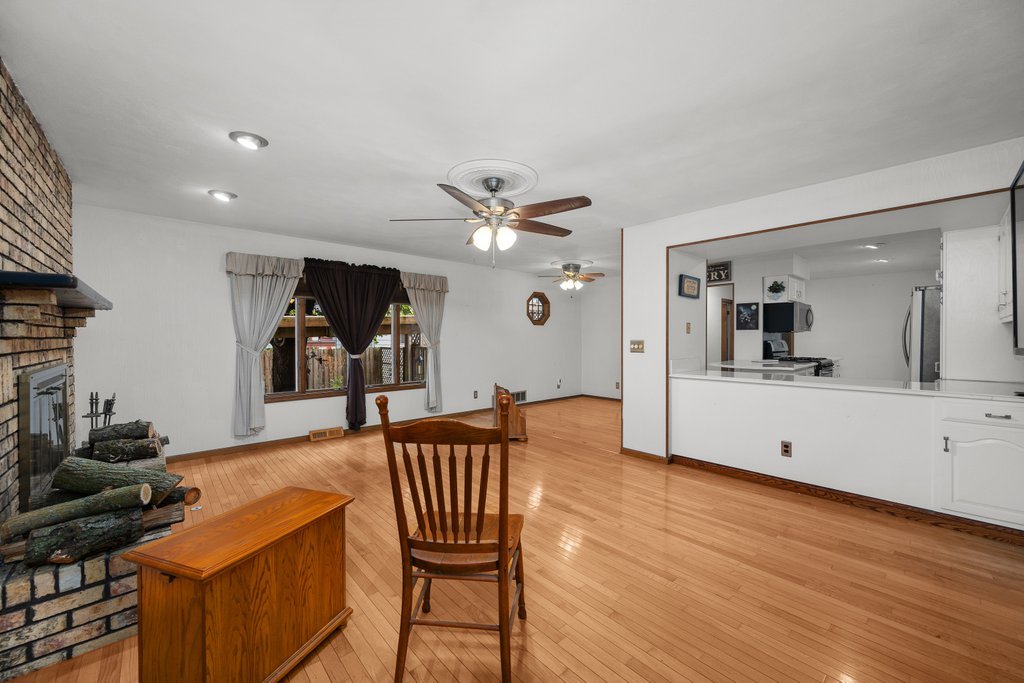 1424 11th Street Moline, IL 61265 - Photo 32 of 46