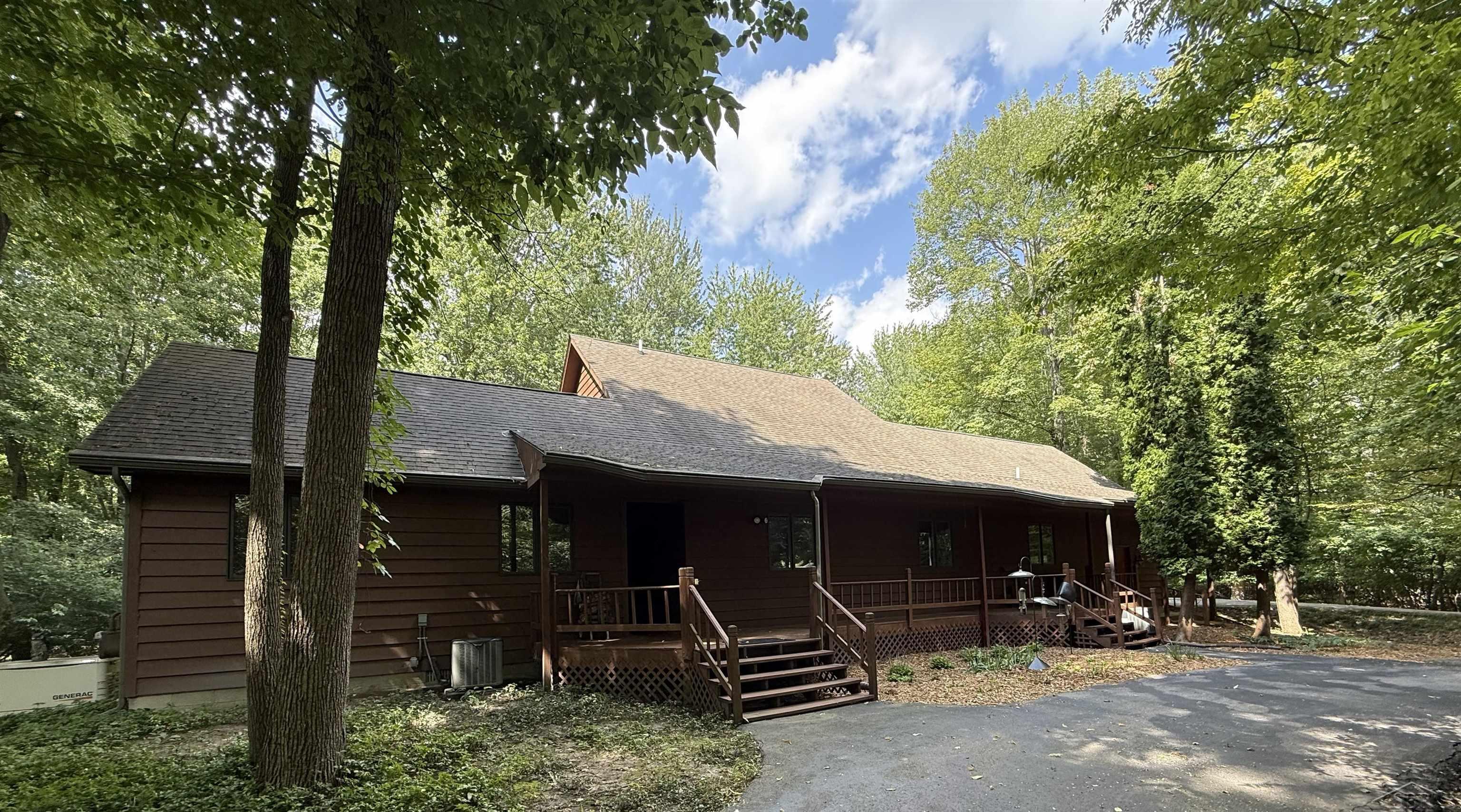 1825 North Miller Road Saginaw, MI 48609 - Photo 1 of 57 50220238-1038c09c-8b80-4dc4-91fb-7fc6f34d44fa.JPG