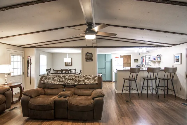 $1,750 | 1631 West Pine Lake Drive, West Point, GA 31833