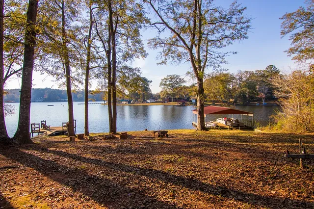 $1,750 | 1631 West Pine Lake Drive, West Point, GA 31833