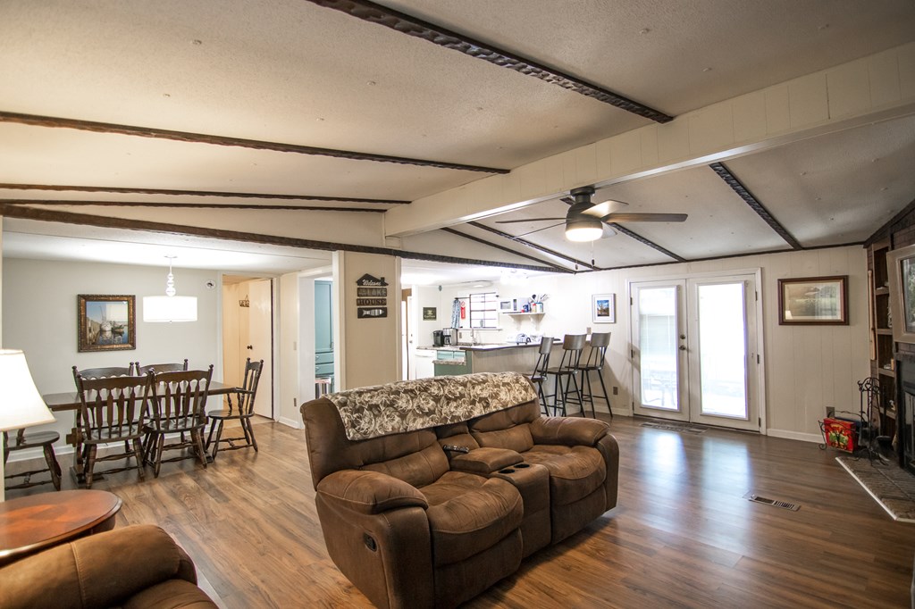 1631 West Pine Lake Drive West Point, GA 31833 - Photo 8 of 37 a living room with furniture and wooden floor
