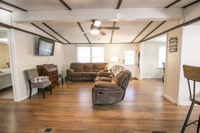 $1,750 | 1631 West Pine Lake Drive, West Point, GA 31833