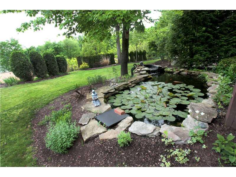 136 Le Pointe Road Greensburg, PA 15601 - Photo 17 of 25 Yard/Garden.