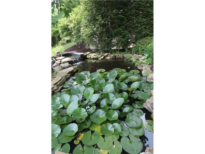 136 Le Pointe Road Greensburg, PA 15601 - Photo 18 of 25 Yard/Garden.