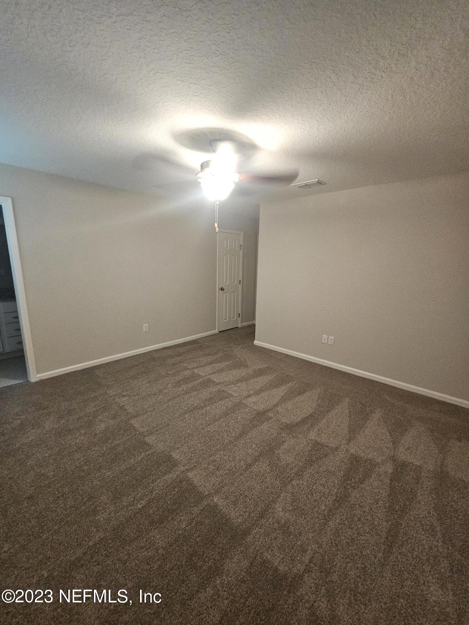 7031 Jammes Road Jacksonville, FL 32244 - Photo 17 of 21 20231122_124551