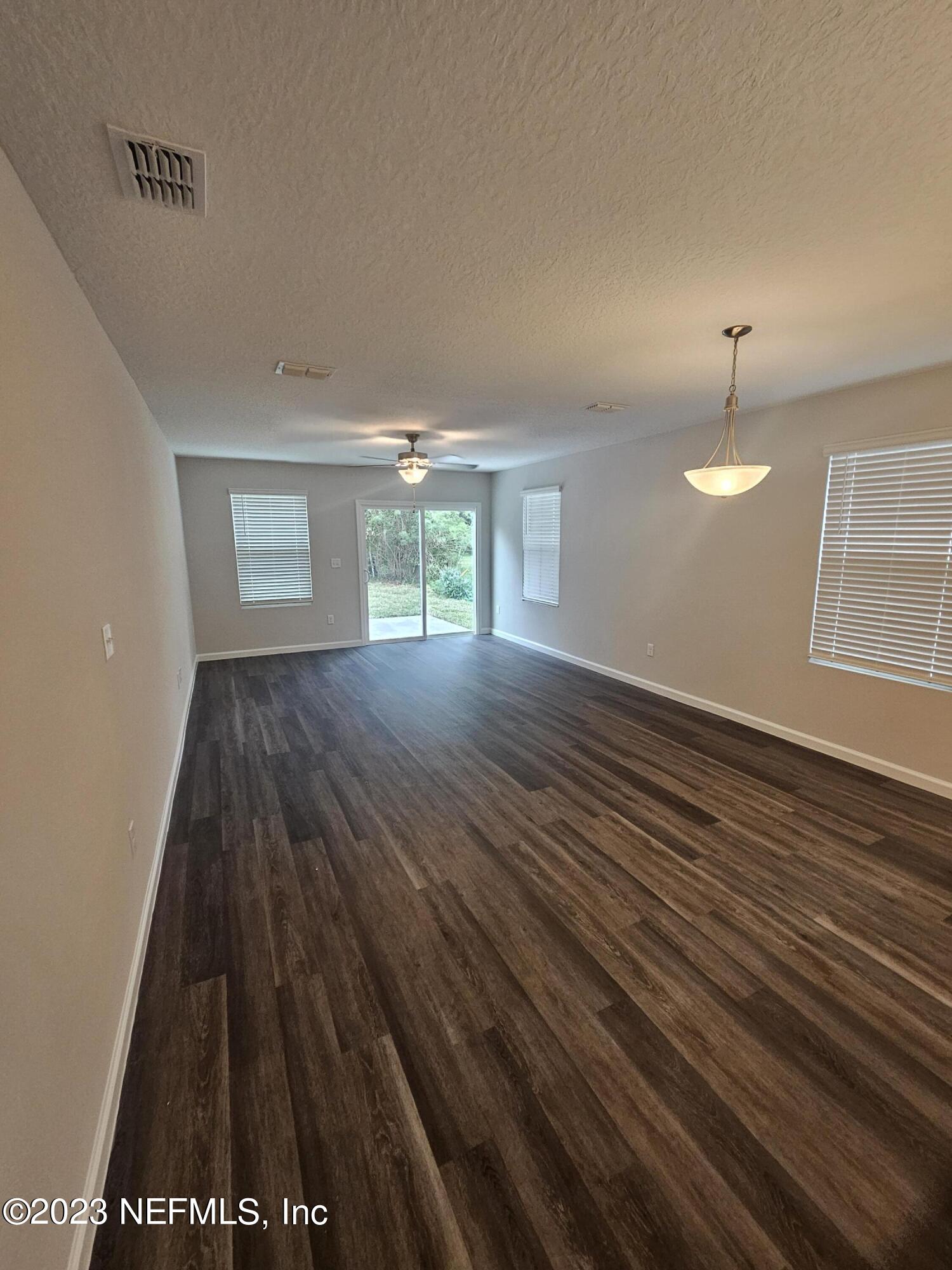 7031 Jammes Road Jacksonville, FL 32244 - Photo 7 of 21 20231122_124321
