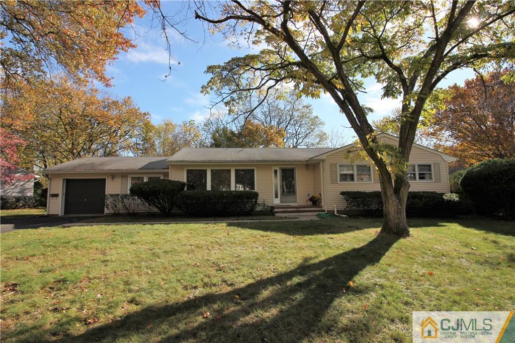 8 Stearns Road East Brunswick, NJ 08816 - Photo 2 of 18 Gallery Image 2