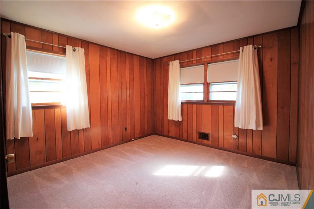 8 Stearns Road East Brunswick, NJ 08816 - Photo 14 of 18 Gallery Image 14