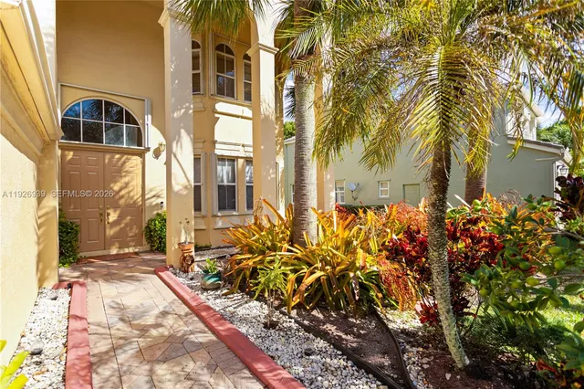 $928,000 | 16071 Southwest 49th Court, Miramar, FL 33027